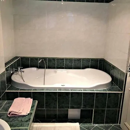 Apartment Relax With Swimming Pool Close To Centre